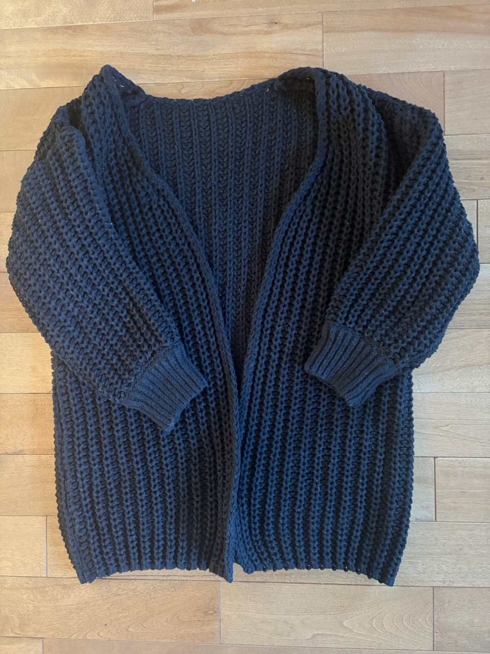 SHEIN small Black Chunky Knit Open Cardigan